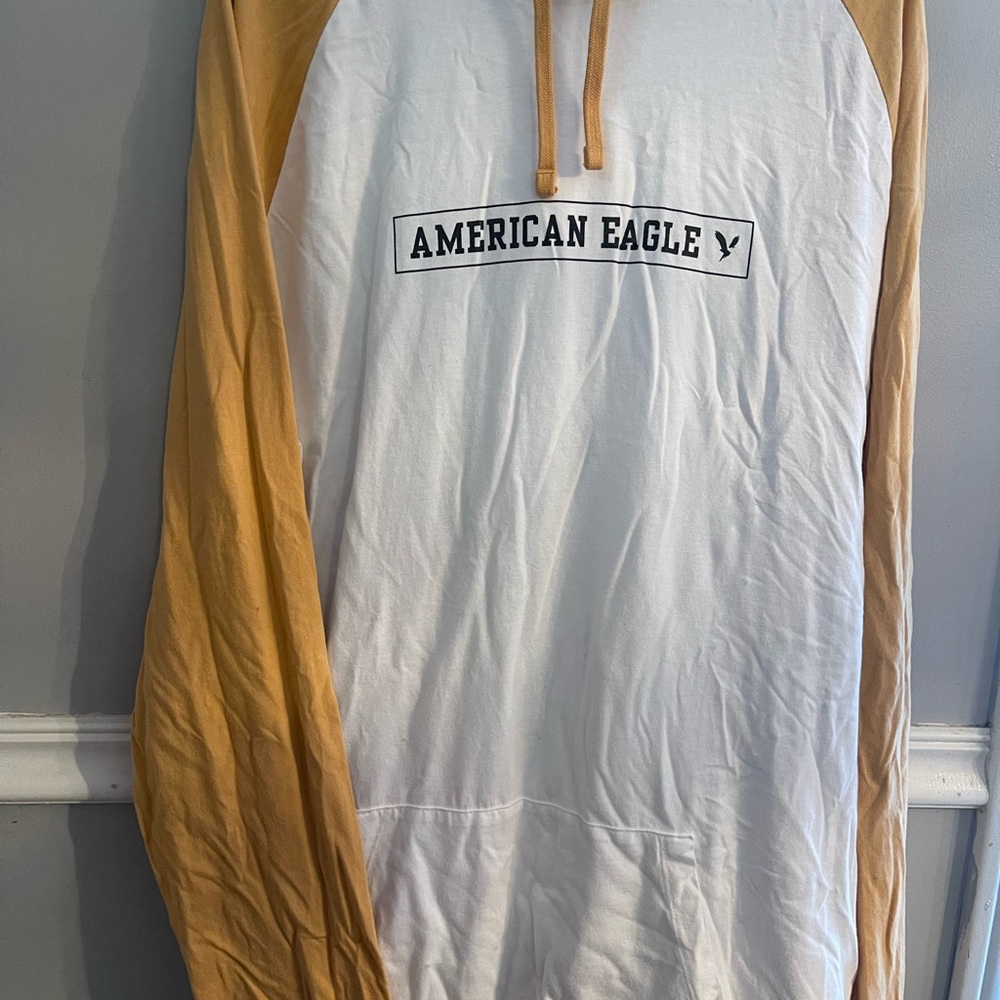 American Eagle Outfitters Cream and Tan Hoodie